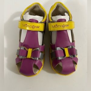 Momogrow sandals girls size 12
